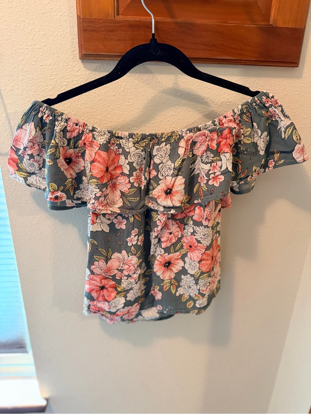 Billabong Floral Off-Shoulder Ruffle Top